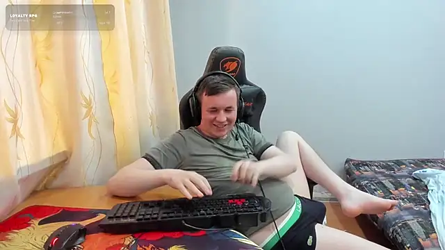iliaskrislove's Webcam Show