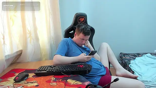 Вебкам-шоу iliaskrislove