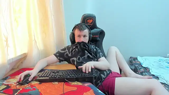 Show modela iliaskrislove na web-kameri
