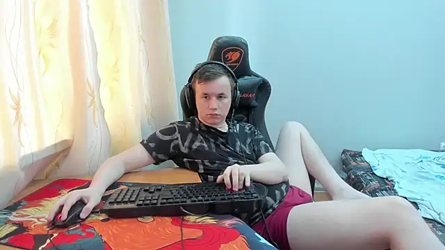 Show modela iliaskrislove na web-kameri