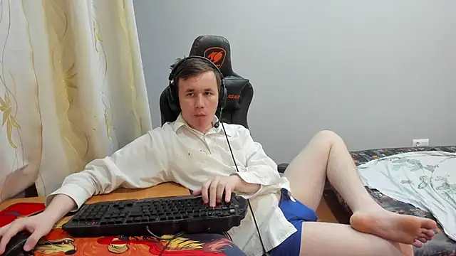 iliaskrislove 现场XXX聊天