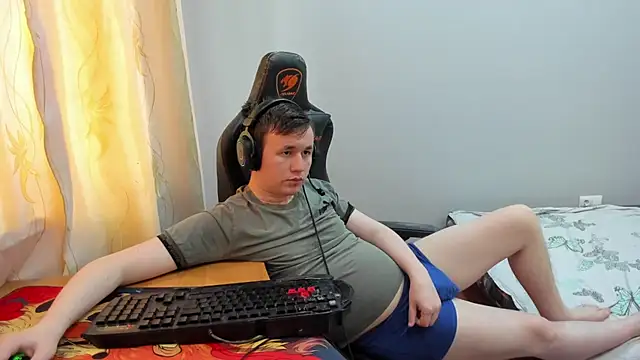 iliaskrislove Pertunjukan Webcam