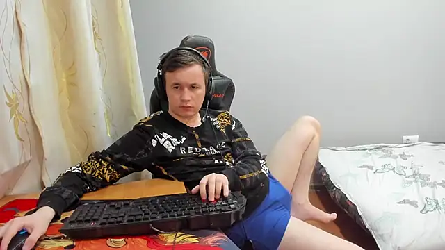 Вебкам-шоу iliaskrislove