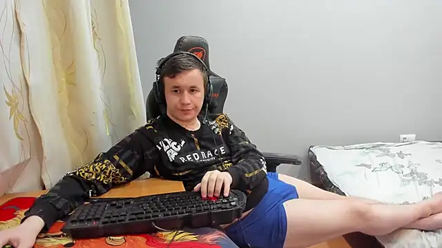 Webkamerová show iliaskrislove