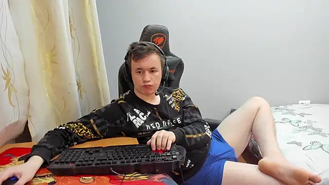 Show modela iliaskrislove na web-kameri