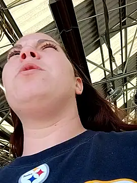 Hotmess_express420n Webbikameraesitys