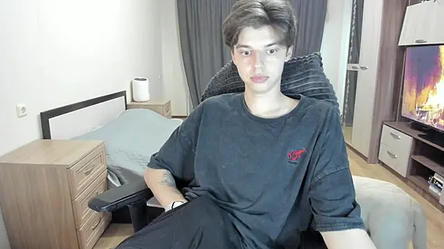 Liam_sexy1: διαδικτυακό σόου στην κάμερα