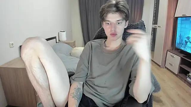 Liam_sexy1: διαδικτυακό σόου στην κάμερα