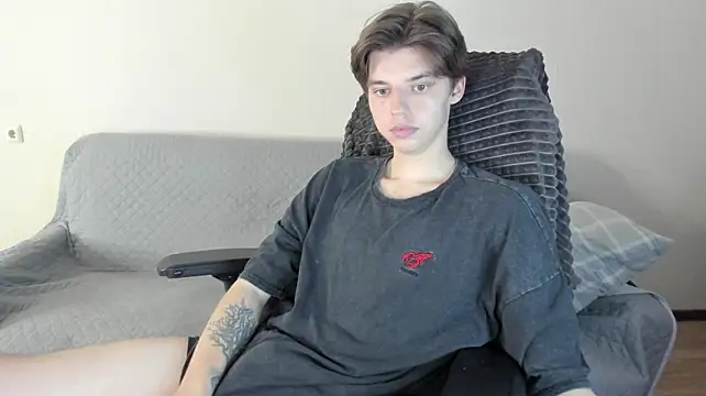 Liam_sexy1のウェブカメラショー