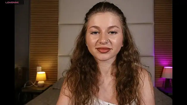 AliceBellamyn Webbikameraesitys