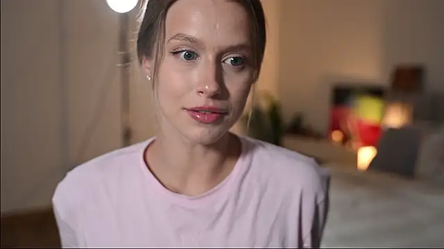 ella_twinkl Adlı Modelin Canlı XXX Sohbeti