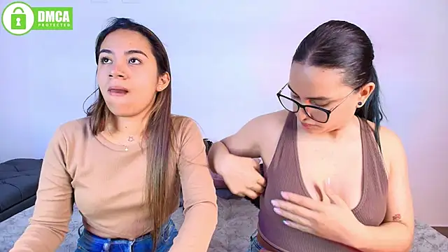 عرض كام Jules_n_Gia