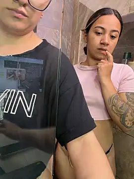Jules_n_Gia – webcam-show