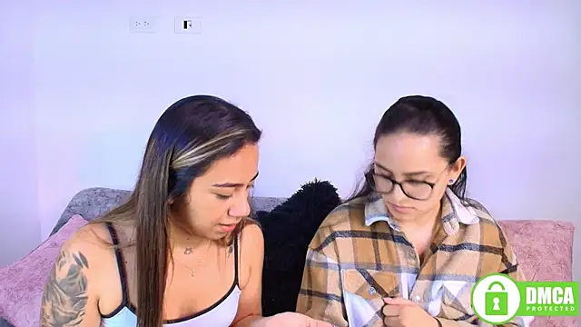 Jules_n_Gia Шоу с уебкамера