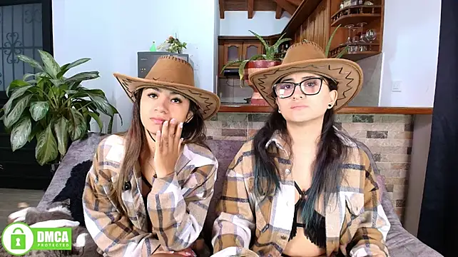 عرض كام Jules_n_Gia