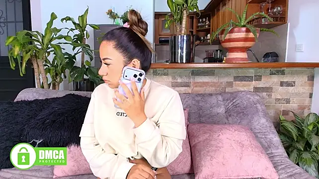 Jules_n_Gia webcam show
