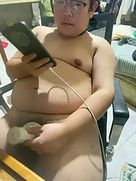 Show modela SlungGreeting na web-kameri