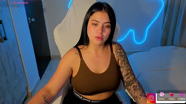 Victoryyy_'s Live XXX Chat