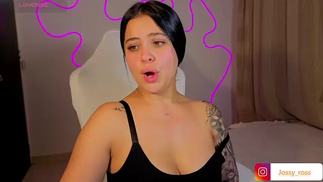 צ'אט XXX בשידור חי של Victoryyy_