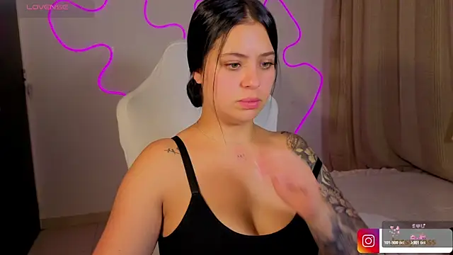 Chat +18 de Victoryyy_ ao vivo