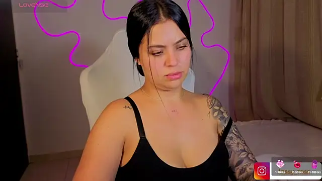 Czat XXX na żywo – Victoryyy_