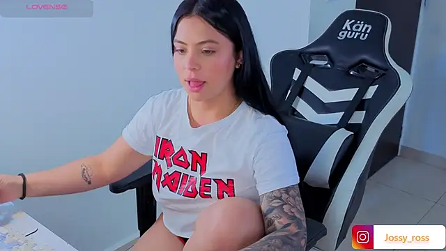 Victoryyy_ Live XXX-chat
