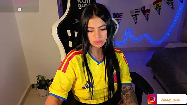 Victoryyy_ élő XXX-chatje