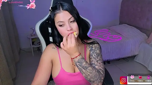 Victoryyy_n Live XXX chat