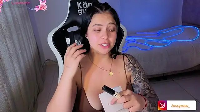 XXX chat uživo modela Victoryyy_