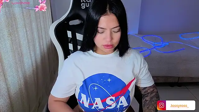 Chat +18 de Victoryyy_ ao vivo
