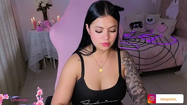 Chat XXX en directo de Victoryyy_