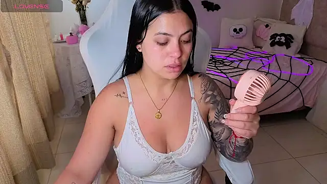 Victoryyy_ Chat XXX in diretta