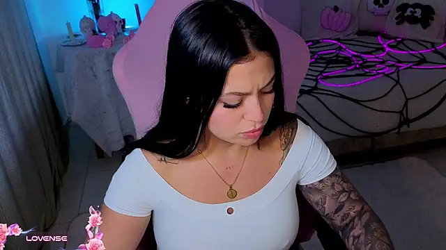 Victoryyy_ Chat XXX in diretta