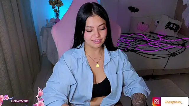 Victoryyy_ Show in webcam