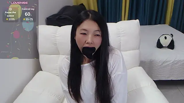 E-nter Chat XXX live