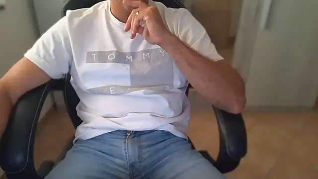 cocco1980xxxx's Webcam Show
