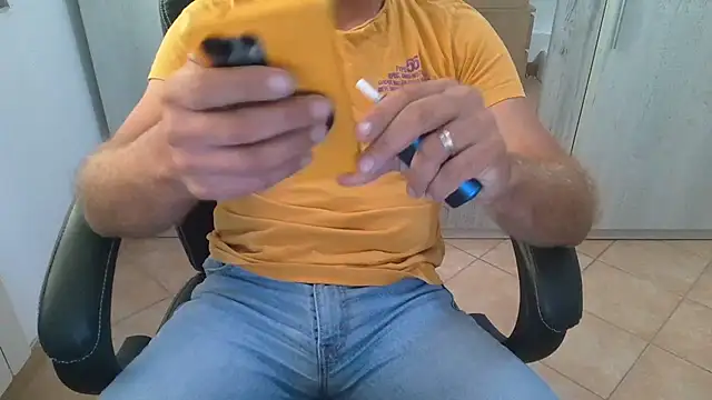הופעת וובקאם של cocco1980xxxx