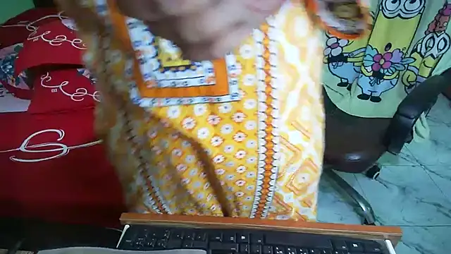 BengaliQueenStar live XXX chat