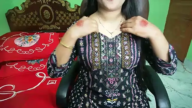 BengaliQueenStar Live XXX Chat