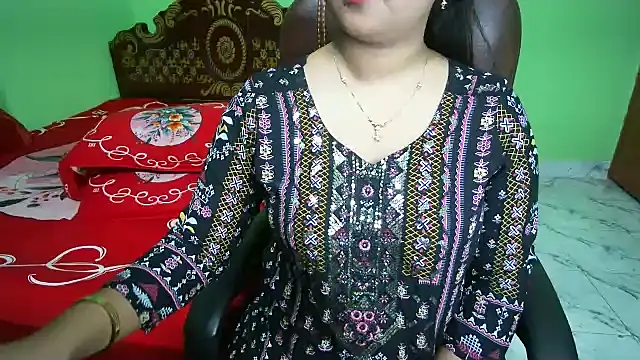 BengaliQueenStar's Live Chat Room