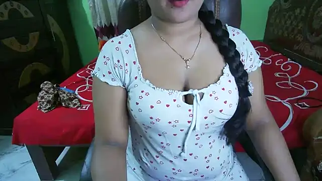 BengaliQueenStar's Live XXX Chat
