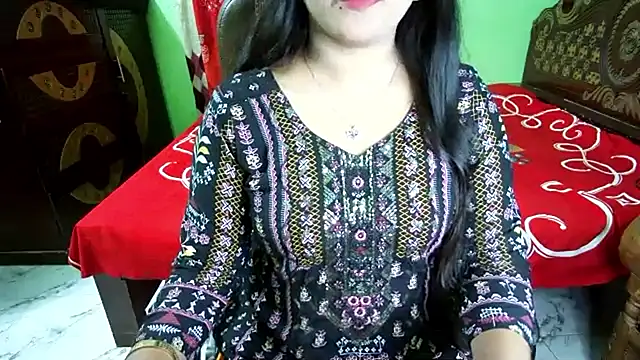 BengaliQueenStarのライブXXXチャット