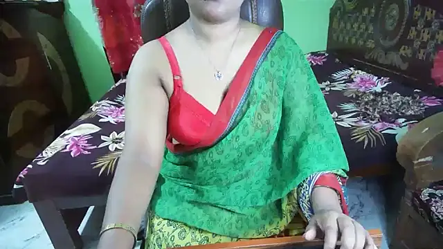Chatroom XXX en direct de BengaliQueenStar