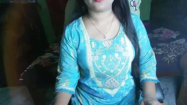 BengaliQueenStar: онлайн-секс-чат