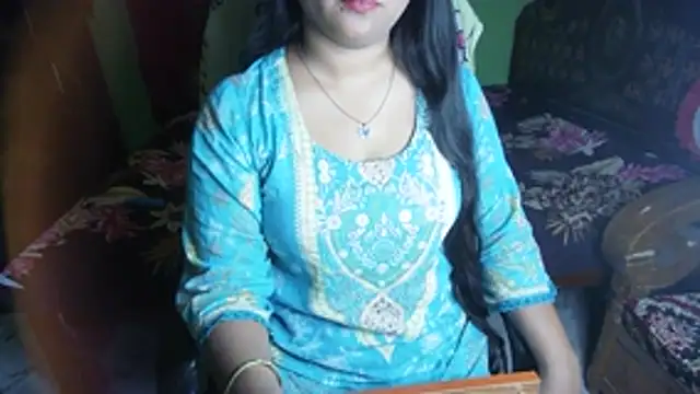 BengaliQueenStar's Live XXX Chat