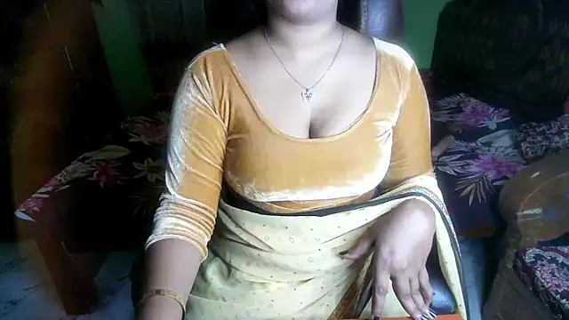 Chatroom XXX en direct de BengaliQueenStar