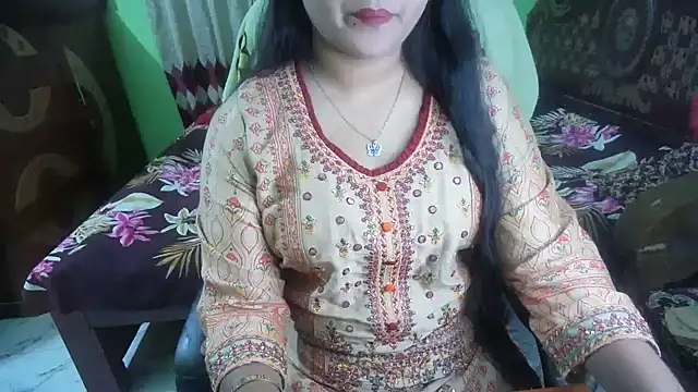BengaliQueenStar 即時 XXX 聊天