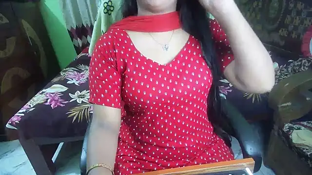 BengaliQueenStar Chat XXX in diretta