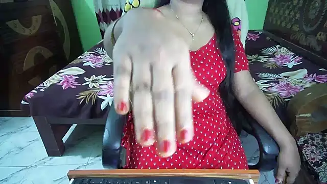 BengaliQueenStar's Live XXX Chat