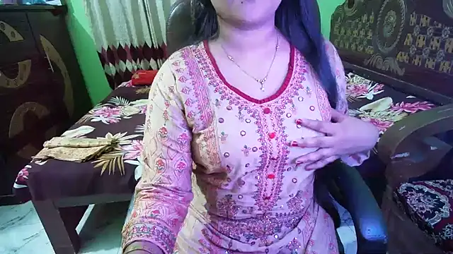 BengaliQueenStar Live XXX Chat